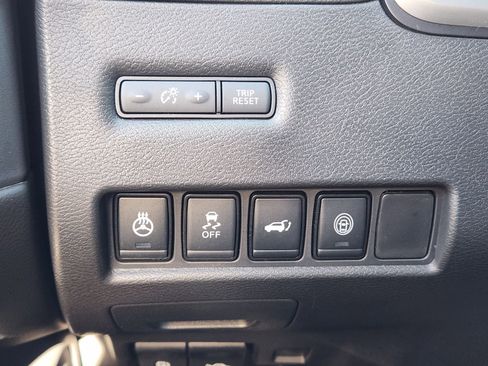 Used 2024 Nissan Murano Platinum w/ Cargo Package image 25