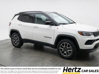 Used 2025 Jeep Compass Trailhawk AWD/4WD video 1