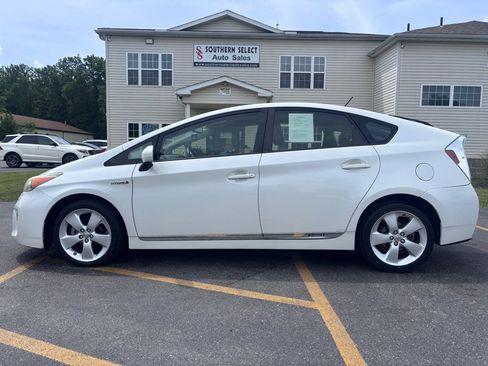 Used 2012 Toyota Prius Five FWD image 1