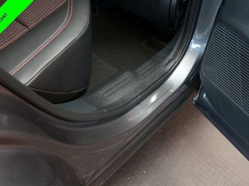 Certified 2025 Nissan Kicks SR AWD/4WD image 45
