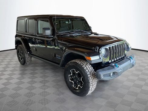 Certified 2022 Jeep Wrangler Unlimited Rubicon 4xe AWD/4WD image 4