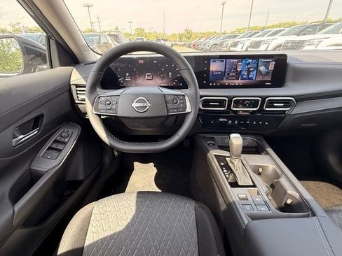 New 2026 Nissan Sentra SV w/ SV Convenience Package FWD image 18