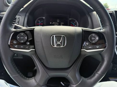 Used 2019 Honda Pilot Touring image 21