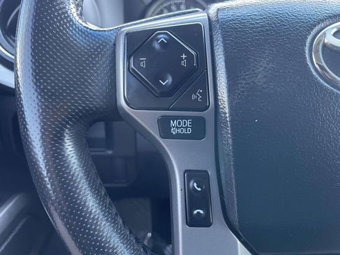 Used 2017 Toyota Tacoma SR5 w/ Tow Package image 31