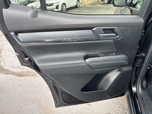 Used 2026 GMC Terrain Elevation w/ Black Edition FWD image 17