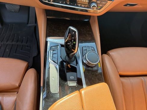 Used 2017 BMW 540i xDrive image 31