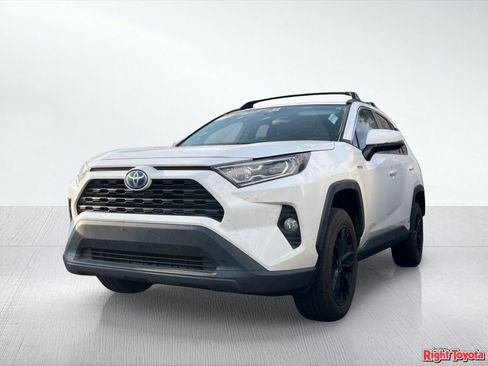 Certified 2021 Toyota RAV4 XLE w/ Convenience Package AWD/4WD image 2