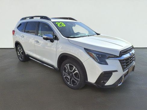 Certified 2023 Subaru Ascent Touring AWD/4WD image 3
