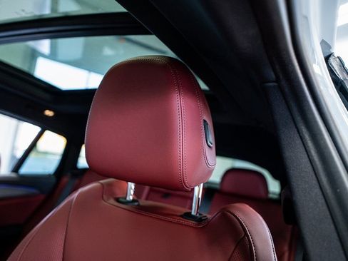 Used 2023 BMW X4 M40i w/ Premium Package image 40