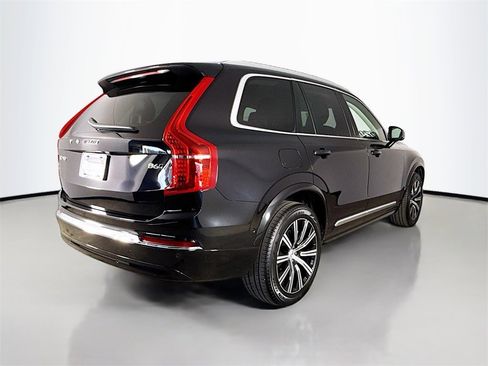Certified 2025 Volvo XC90 B6 Plus image 7