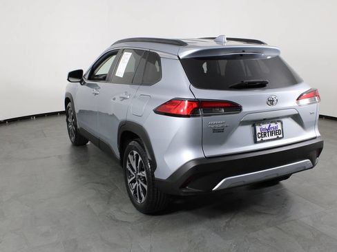 Used 2024 Toyota Corolla Cross XLE FWD image 15