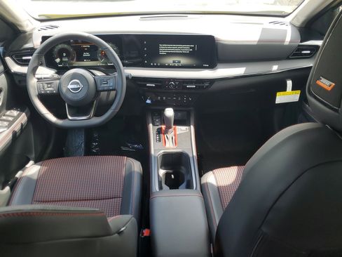 New 2026 Nissan Kicks SR w/ SR Premium Package image 9