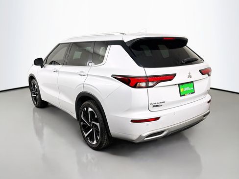 Used 2022 Mitsubishi Outlander SEL image 7