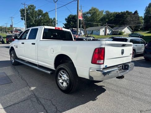 Used 2016 RAM 2500 ST w/ SXT Appearance Group AWD/4WD image 4