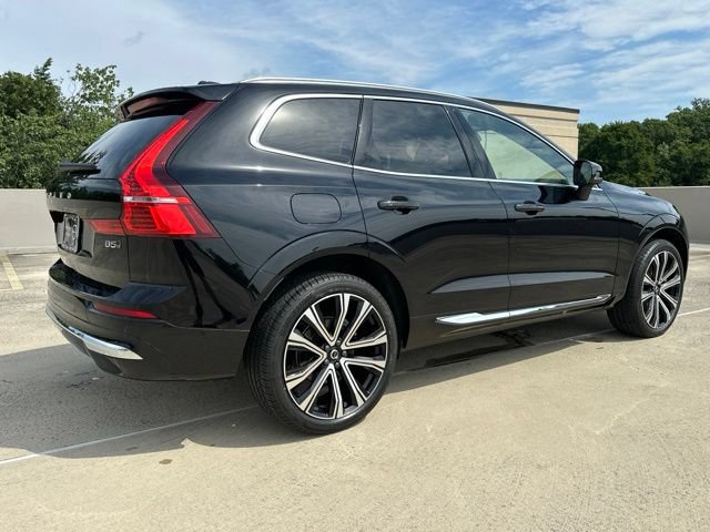 Certified 2023 Volvo XC60 B5 Ultimate w/ Climate Package AWD/4WD image 9