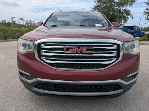 Used 2018 GMC Acadia SLT FWD image 3