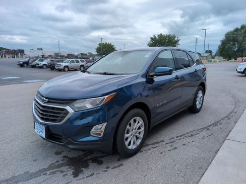 Used 2019 Chevrolet Equinox LT image 4