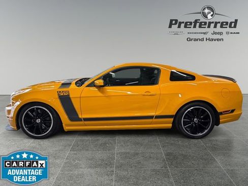 Used 2013 Ford Mustang Boss 302 w/ Boss 302 Accessory Pkg RWD image 2