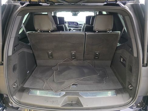 Used 2023 Cadillac Escalade Sport w/ LPO, ONYX Package AWD/4WD image 18
