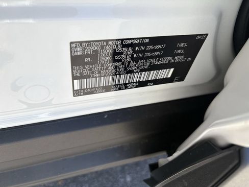 Certified 2025 Toyota RAV4 XLE w/ Convenience Package FWD image 16