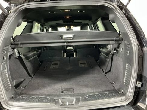 Used 2022 Dodge Durango R/T w/ Tow 'N Go Group AWD/4WD image 31