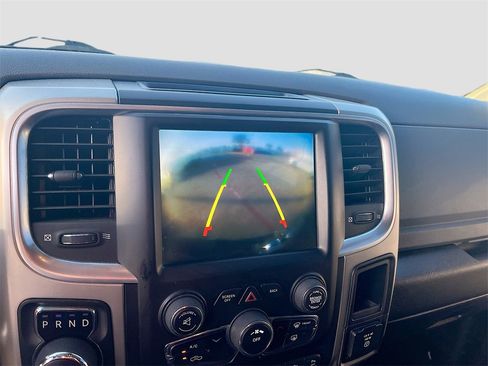 Used 2018 RAM 1500 Big Horn image 13