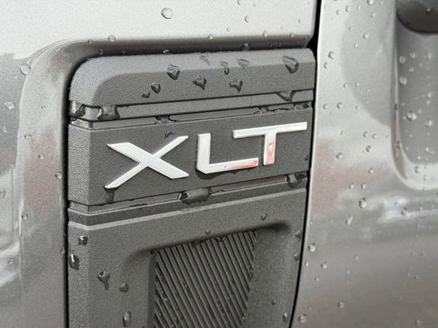 New 2025 Ford Maverick XLT w/ XLT Luxury Package AWD/4WD image 18