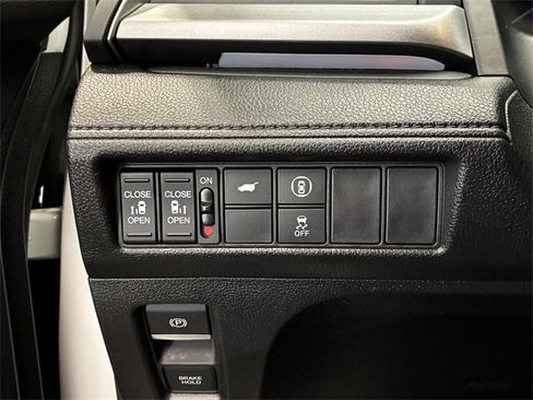 Used 2023 Honda Odyssey Sport image 20