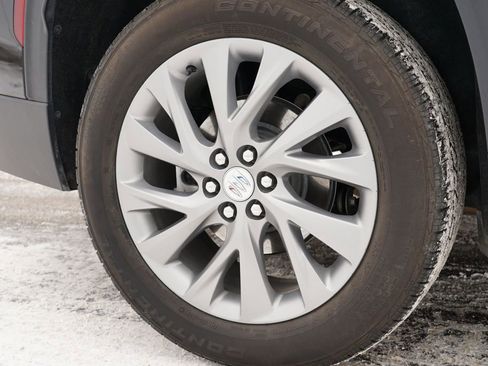 Used 2025 Buick Enclave Preferred image 32