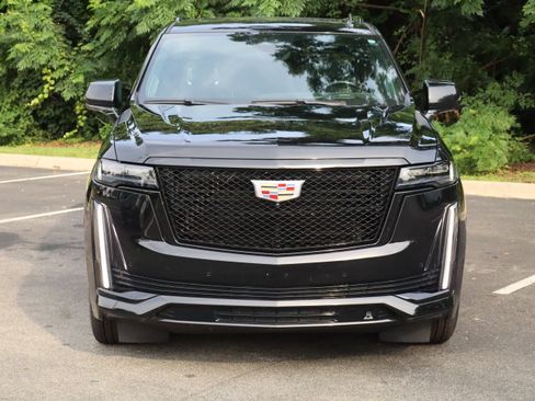 Used 2023 Cadillac Escalade Sport Platinum w/ LPO, ONYX Package AWD/4WD image 10