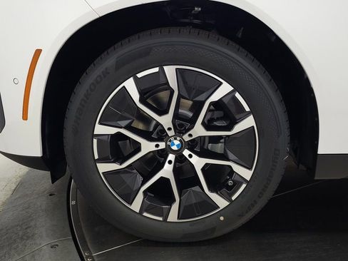New 2026 BMW X3 xDrive30 w/ Premium Package AWD/4WD image 8