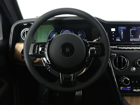 New 2026 Rolls-Royce Cullinan image 12