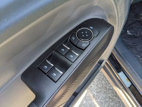 New 2025 Ford Maverick XLT w/ XLT Luxury Package image 15