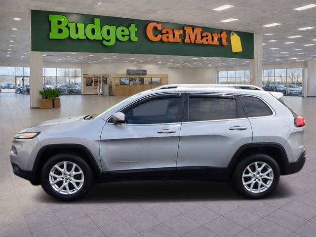 Used 2015 Jeep Cherokee Latitude w/ Cold Weather Group AWD/4WD image 4