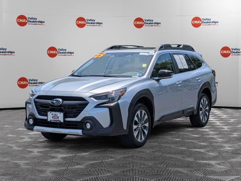 Certified 2025 Subaru Outback Limited AWD/4WD image 1