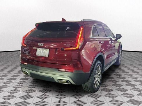 Certified 2022 Cadillac XT4 Premium Luxury w/ Technology Package FWD image 6