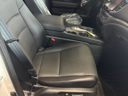 Used 2025 Honda Ridgeline RTL image 7