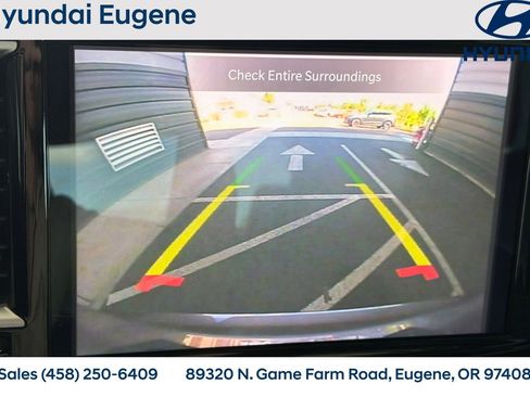 Used 2023 Chrysler Pacifica Touring-L FWD image 25