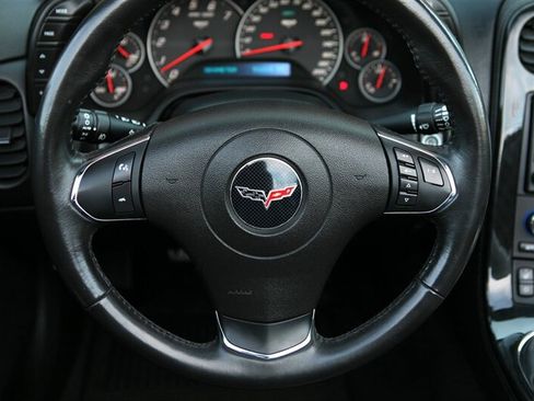 Used 2013 Chevrolet Corvette 427 w/ 1SB Preferred Equipment Group RWD image 28