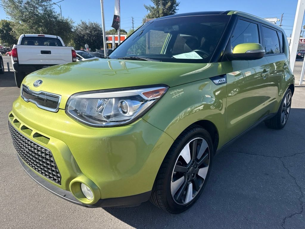 Used 2015 Kia Soul ! w/ Sun & Sound Package FWD image 2
