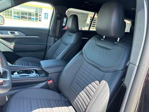 New 2026 Ford Explorer ST-Line w/ ST-Line Street Pack AWD/4WD image 24