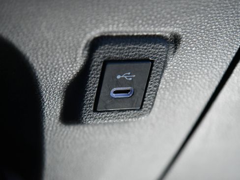 Used 2025 Toyota Corolla LE FWD image 24