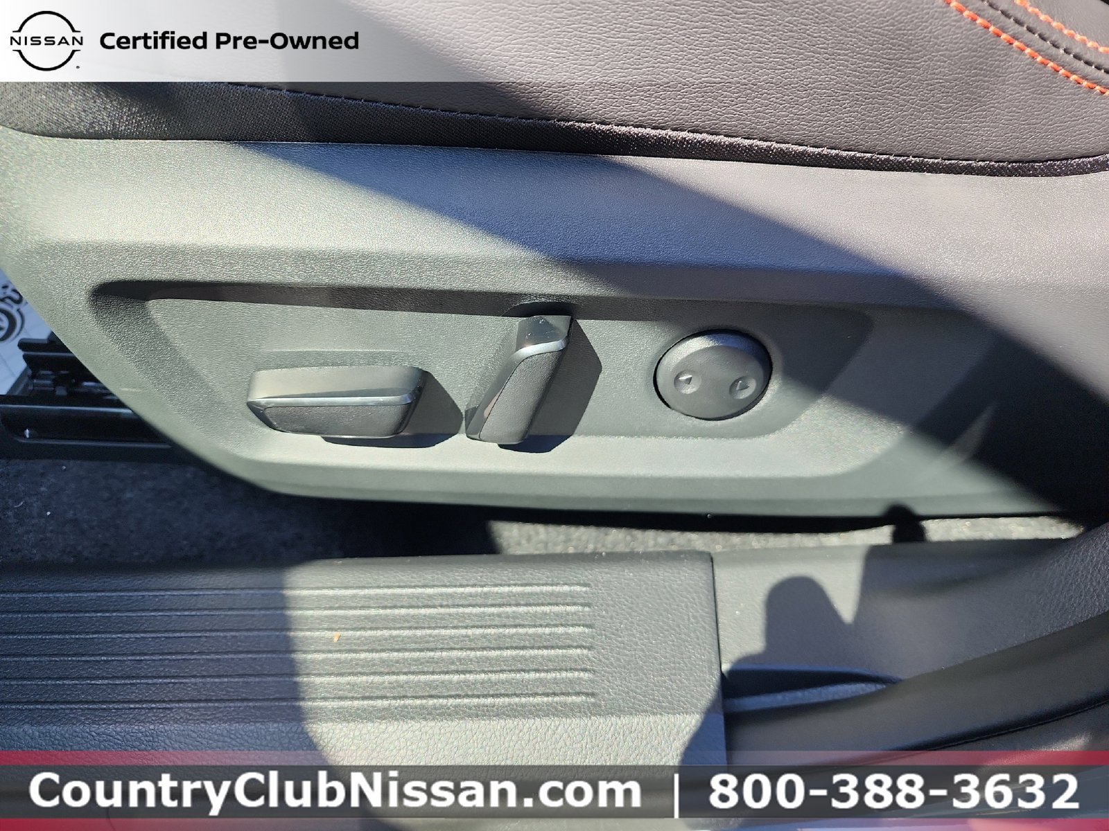 Used 2026 Nissan Rogue SV AWD/4WD image 12