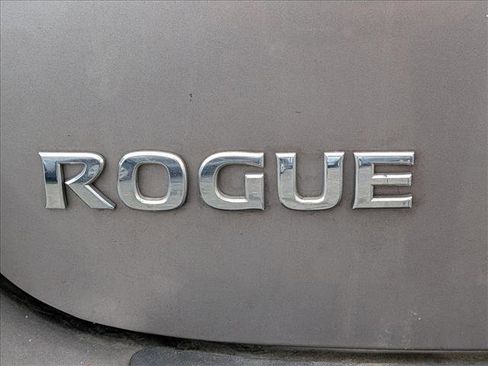Used 2011 Nissan Rogue S image 12