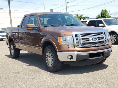 Used 2011 Ford F150 Lariat w/ Lariat Plus Pkg AWD/4WD image 4