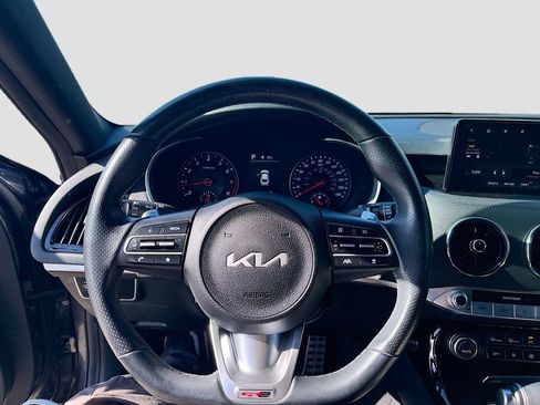 Used 2022 Kia Stinger GT-Line RWD image 11