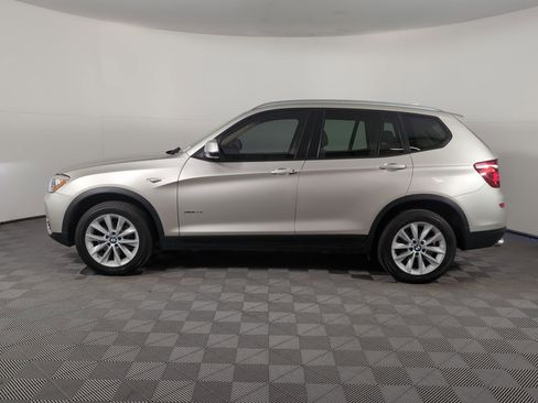 Used 2017 BMW X3 xDrive28i image 2