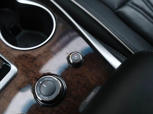 Used 2017 INFINITI QX60 Luxe w/ Deluxe Technology Package image 47