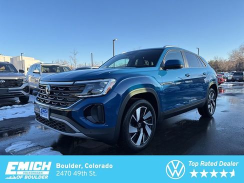 New 2025 Volkswagen Atlas Cross Sport SE image 1