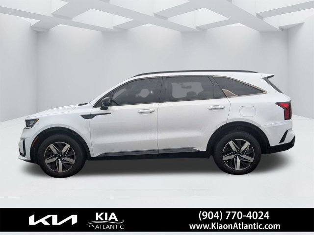 Used 2023 Kia Sorento EX w/ Panoramic Sunroof Package FWD image 6